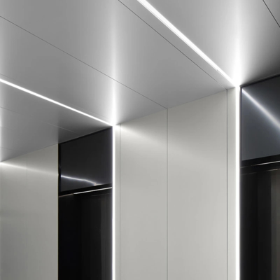 Prezzo buono L'estrusione piana bassa di IP44 26mm Siliver ha condotto il profilo di alluminio della striscia in linea