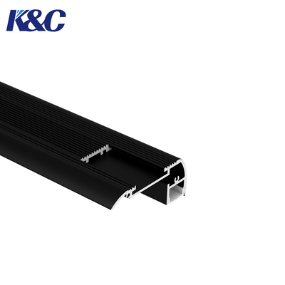 Prezzo buono Profilo per scale a LED in alluminio 6063 65,0x27,5 mm Lunghezza personalizzata in linea