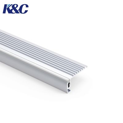Profilo per luce a gradino a LED in alluminio 6063 43.37x22.5mm con diffusore in PC
