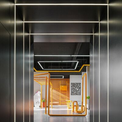 Prezzo buono RoHS-compliant 6063 Aluminum Alloy LED Strip Profile in alluminio per il montaggio in superficie e sospeso in linea