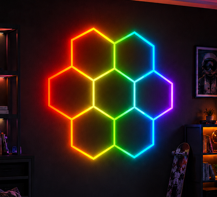 Sistema di illuminazione del soffitto modulare a nido di miele RGB LED Light Esagonale Progettato per ufficio garagio palestra officina e facile montaggio
