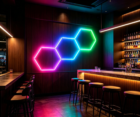 Prezzo buono Sistema di illuminazione modulare a LED esagonale a nido d'ape collegabile, progettato per le esigenze di illuminazione del soffitto di garage, palestre, officine e uffici In linea