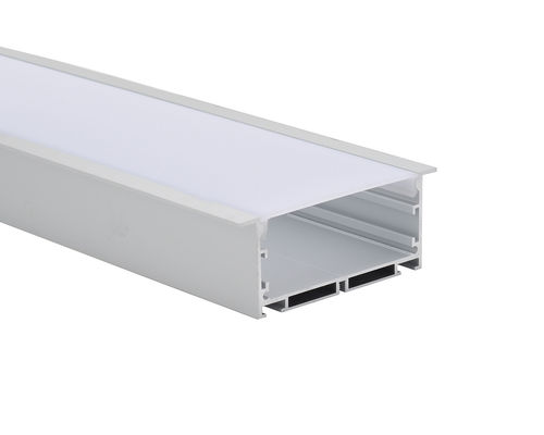 Prezzo buono Il diffusore del PC 6063 T5 ha glassato le estrusioni di alluminio principali ha anodizzato IP44 in linea