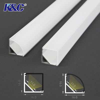 Prezzo buono Canale di estrusione di profilo in alluminio ad angolo LED per armadio 45 Luce angolare a 90 gradi in linea